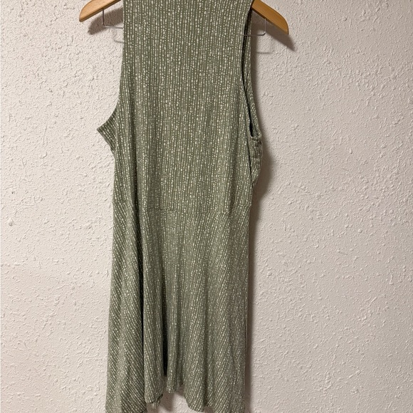 Athleta Santorini Thera Dress green and cream pattern - Picture 4 of 4